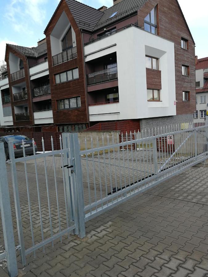 Apartament Jelenia Góra - Cieplice Exterior foto